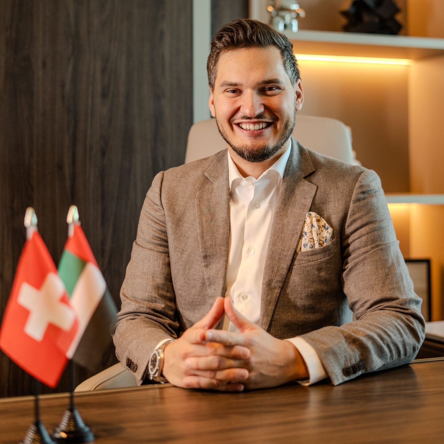 Swisshand-thomas-img